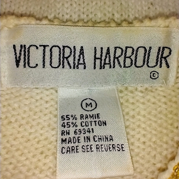 Elegant Cream and Gold Embellished Sweater - Picture 3 of 8